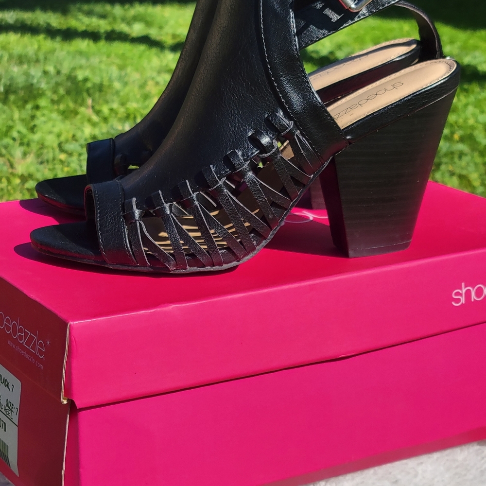 Black short blocked heel